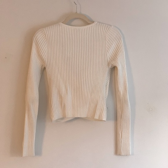 ‼️SOLD‼️Abercrombie & Fitch cross front sweater - Picture 2 of 2